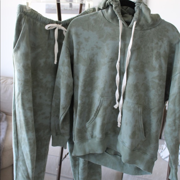 TIE DYE AERIE SWEATPANT JOGGER;PART OF A SET, sold separately) - Picture 2 of 9